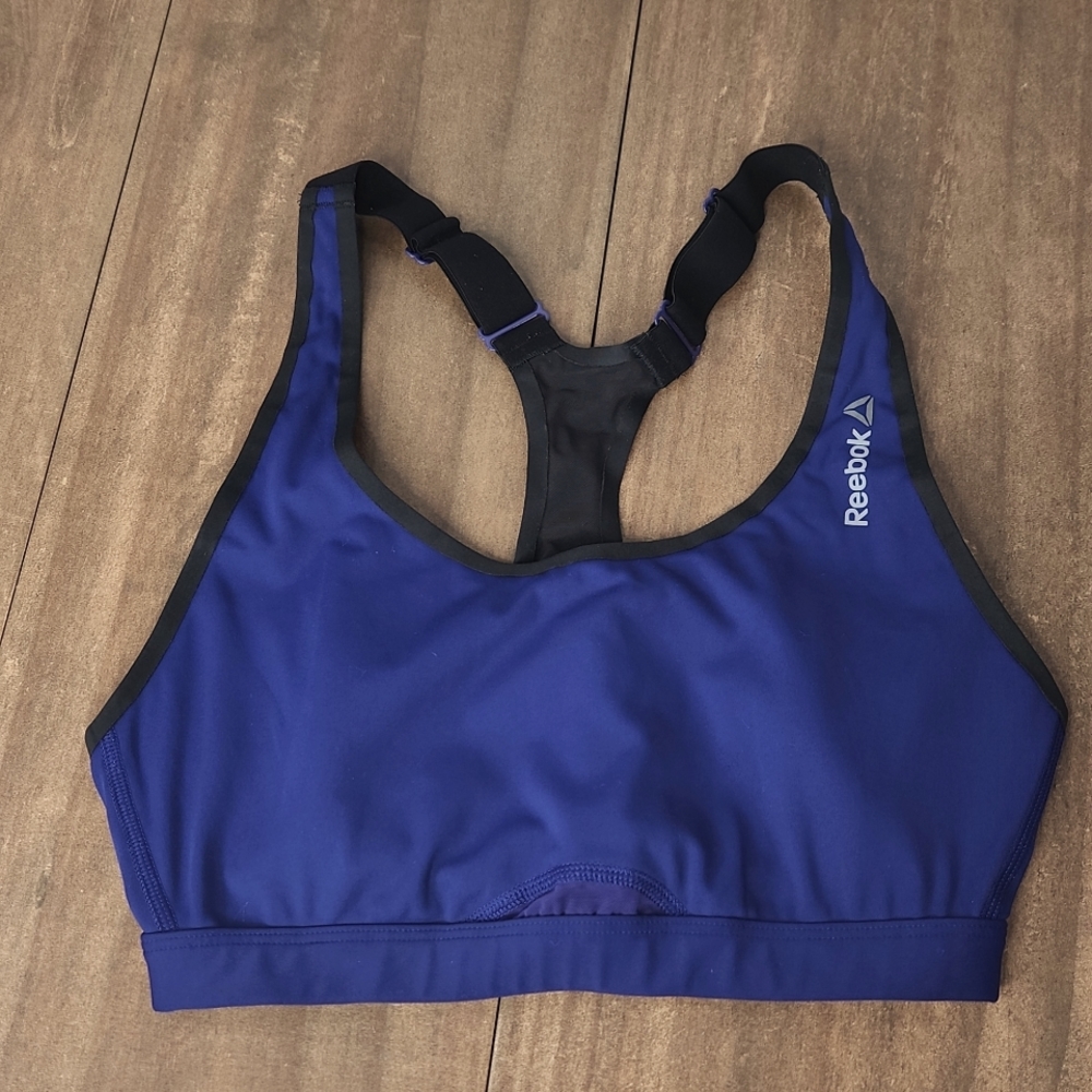 Reebok Ajustable size Sports Bra